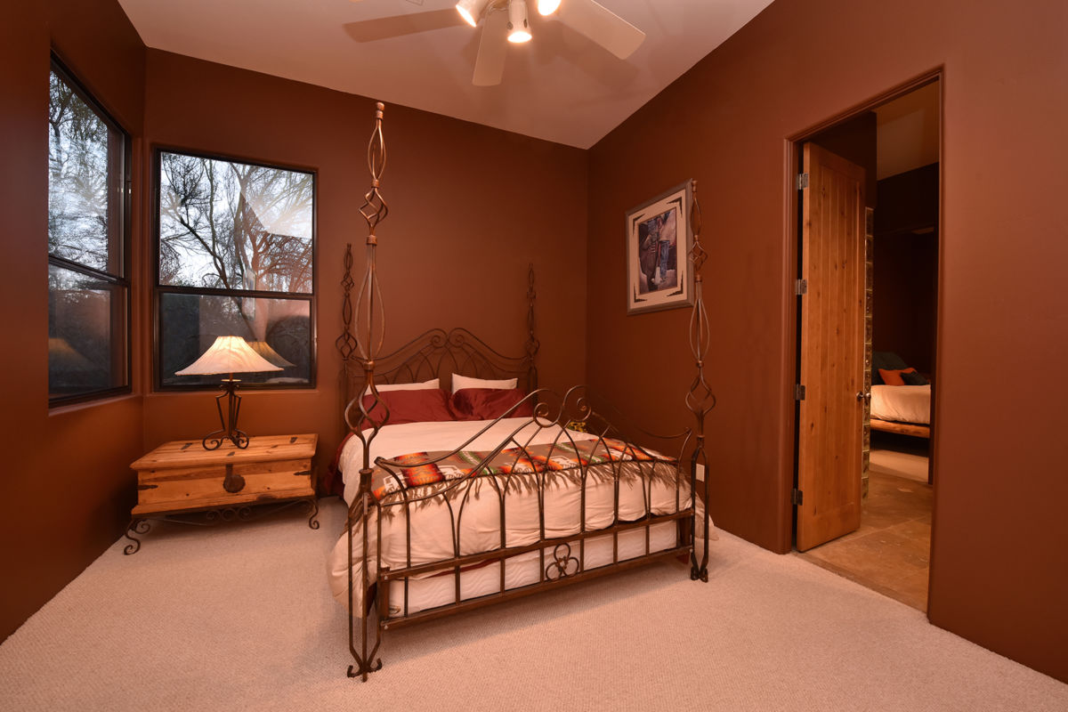 Troon Ridge Estate Bedroom