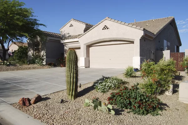 Four Peaks at Troon Village