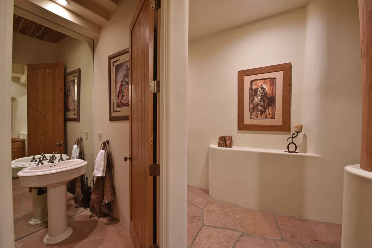 Troon Ridge Estate Powder